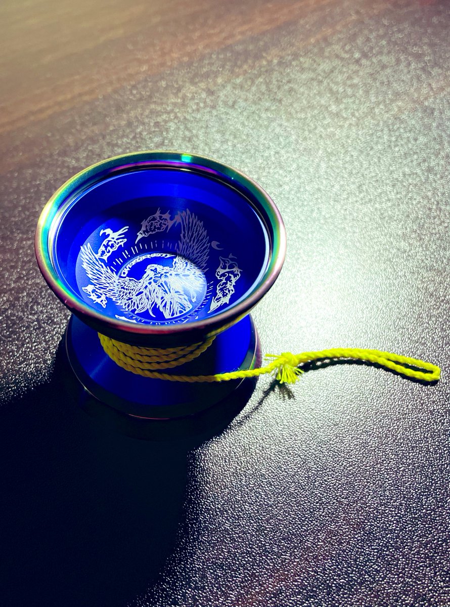 Ryusukehan's tweet photo. そろそろFlow Stringか今使ってるPrototype γ Stringしか使いたくない時期に入りますね☔️ https://t.co/z3sGtYZtkX