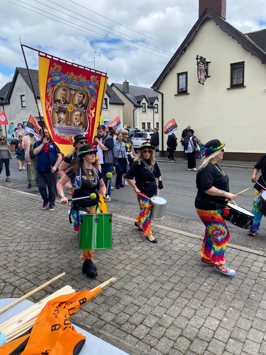 MeathIPSC's tweet photo. Great day yesterday as we joined our comrades in a march around Crossakiel for the Red Flag Festival 
Our member Jim O'Brien gave a beautiful speech about Tommy Grimes ✊️

#SolidarityIsAVerb #FreePalestine 

@ipsc48 https://t.co/dlYPVyBKJZ