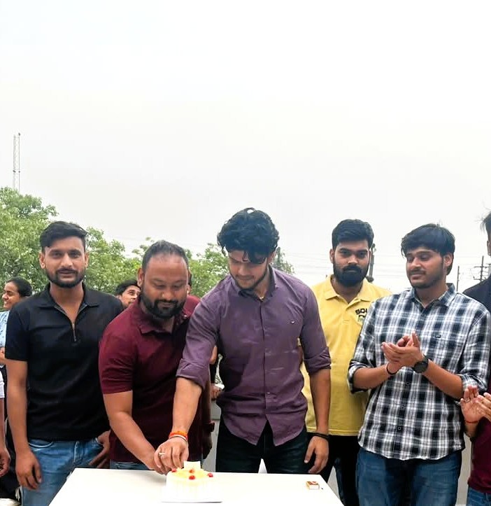 Rishikirtitech's tweet photo. A small celebration for the valuable members of our team.๐
Wishing you all happiness, success, and countless reasons to smile in the year ahead. Happy Birthday! ๐
#BirthdayAtWork #TeamCulture #EmployeeAppreciation #HappyBirthday #WorkplaceCelebration #TeamSpirit https://t.co/pF9iUN3PwK