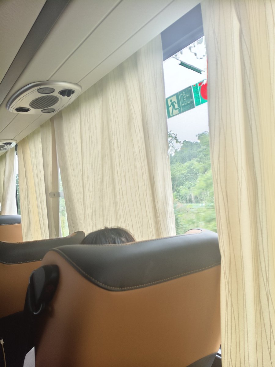 sweet199912's tweet photo. 回家回家~
#乐山 https://t.co/q6Sc3DWR1q