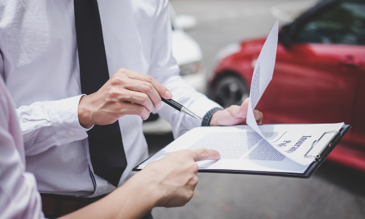 AdautoMotor's tweet photo. 📷 Evita multas y sustos

Elige el mejor seguro.
Descubre qué tipo de póliza se adapta mejor a tus necesidades, a tu presupuesto y a la antigüedad de tu vehículo. Lee bien la letra pequeña.
https://t.co/4NEqoDJP4d https://t.co/7G59Jht7Ef