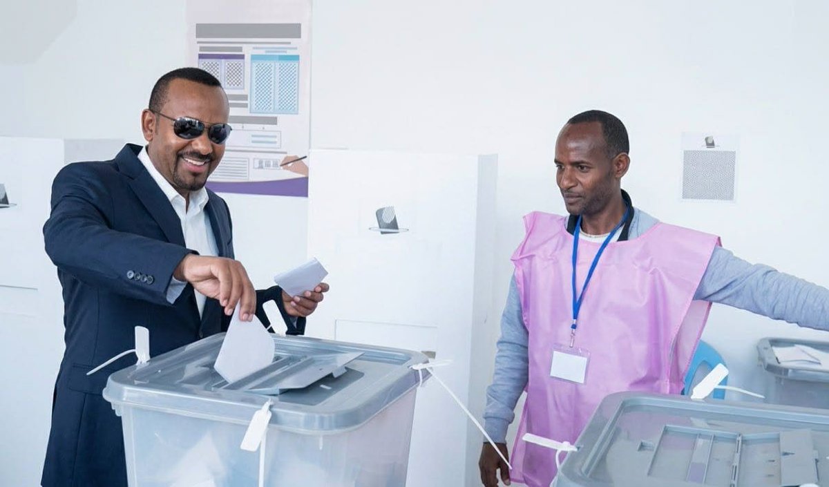 Amash25326159's tweet photo. @AbiyAhmedAli, you did a great to happen this wonderful election to make #Ethiopia the bigest #democratic country in #Africa
We are proud of you!!
#UNITY!!! #Ethiopia
#EthiopiaDecides2026 #7thGeneralElection #DemocracyInNumbers #NEBE https://t.co/Xss63zC384