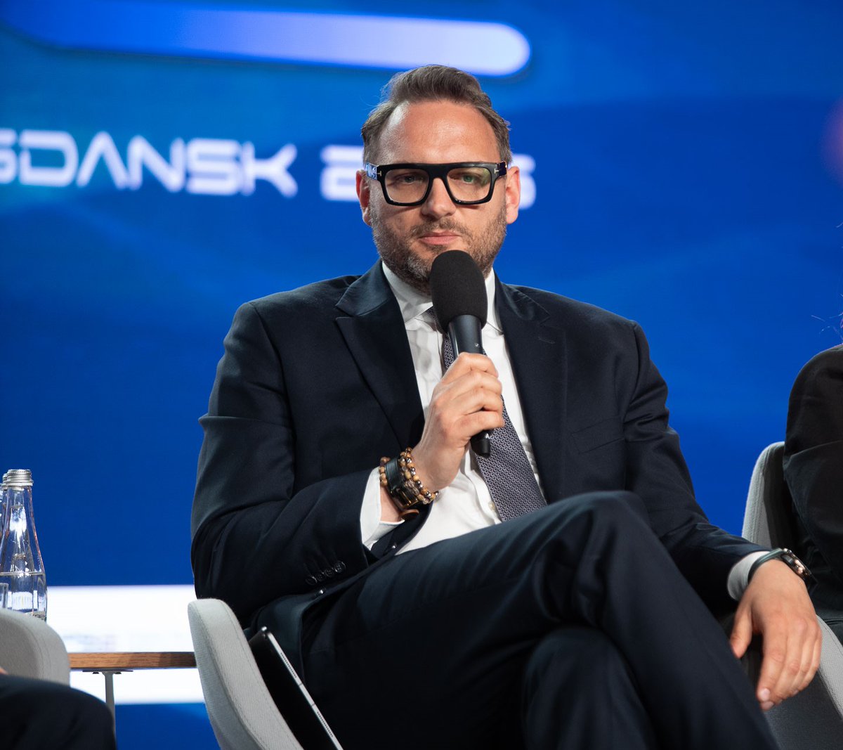 ECBPL's tweet photo. #OSEGDAŃSK2026 | 𝗦𝘁𝗿𝗮𝘁𝗲𝗴𝗶𝗲 𝗱𝗼𝘀𝘁𝗼𝘀𝗼𝘄𝗮𝘄𝗰𝘇𝗲 𝗴𝗿𝘂𝗽 𝗲𝗻𝗲𝗿𝗴𝗲𝘁𝘆𝗰𝘇𝗻𝘆𝗰𝗵 𝘄 𝗽𝗿𝗼𝗰𝗲𝘀𝗶𝗲 𝘁𝗿𝗮𝗻𝘀𝗳𝗼𝗿𝗺𝗮𝗰𝗷𝗶 𝘀𝗲𝗸𝘁𝗼𝗿𝗮 𝗲𝗻𝗲𝗿𝗴𝗲𝘁𝘆𝗰𝘇𝗻𝗲𝗴𝗼 https://t.co/7PjN2ykKrt