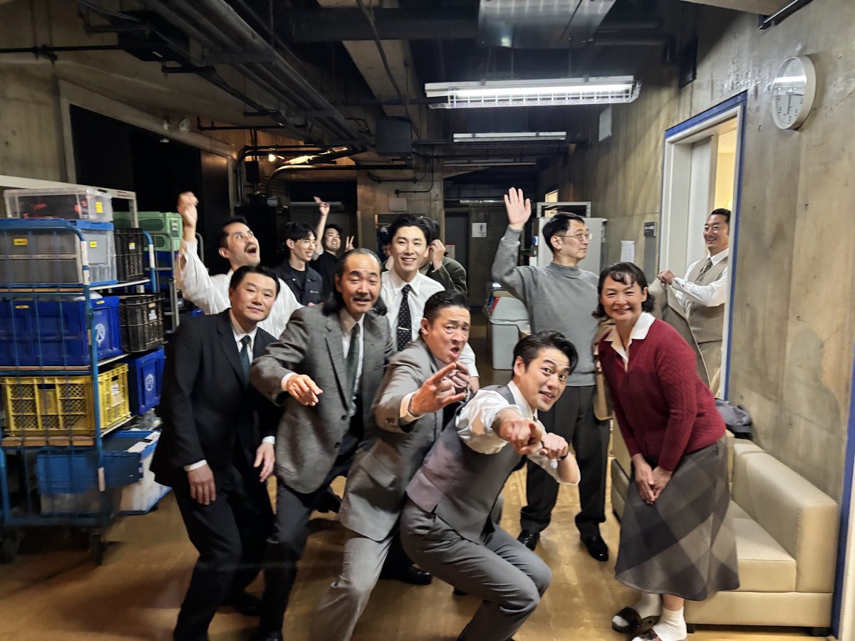 geki_choco's tweet photo. 『帰還不能点』
あっという間の東京公演全日程が終了いたしました。
ご来場、ありがとうございました！

一行はこの後、
西尾友樹から小川哲也、緒方晋から加藤広祐にバトンタッチをして
6/2火〜19金　演劇鑑賞会［首都圏］巡演
6/27土・28日＠兵庫
7/4土・5日＠愛知
7/11土＠新潟
をと上演いたします https://t.co/OHK3Znjydj