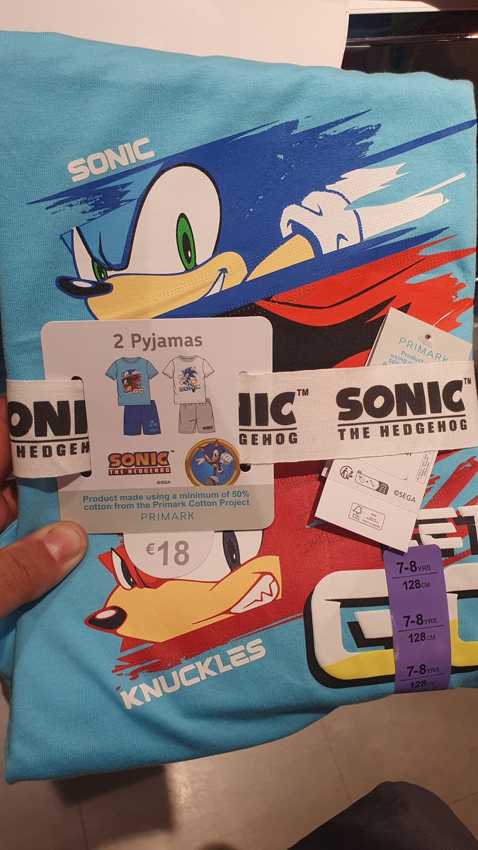 Franysonic's tweet photo. Ostia  hasta los pijamas son guapos https://t.co/m5Vn96OA62