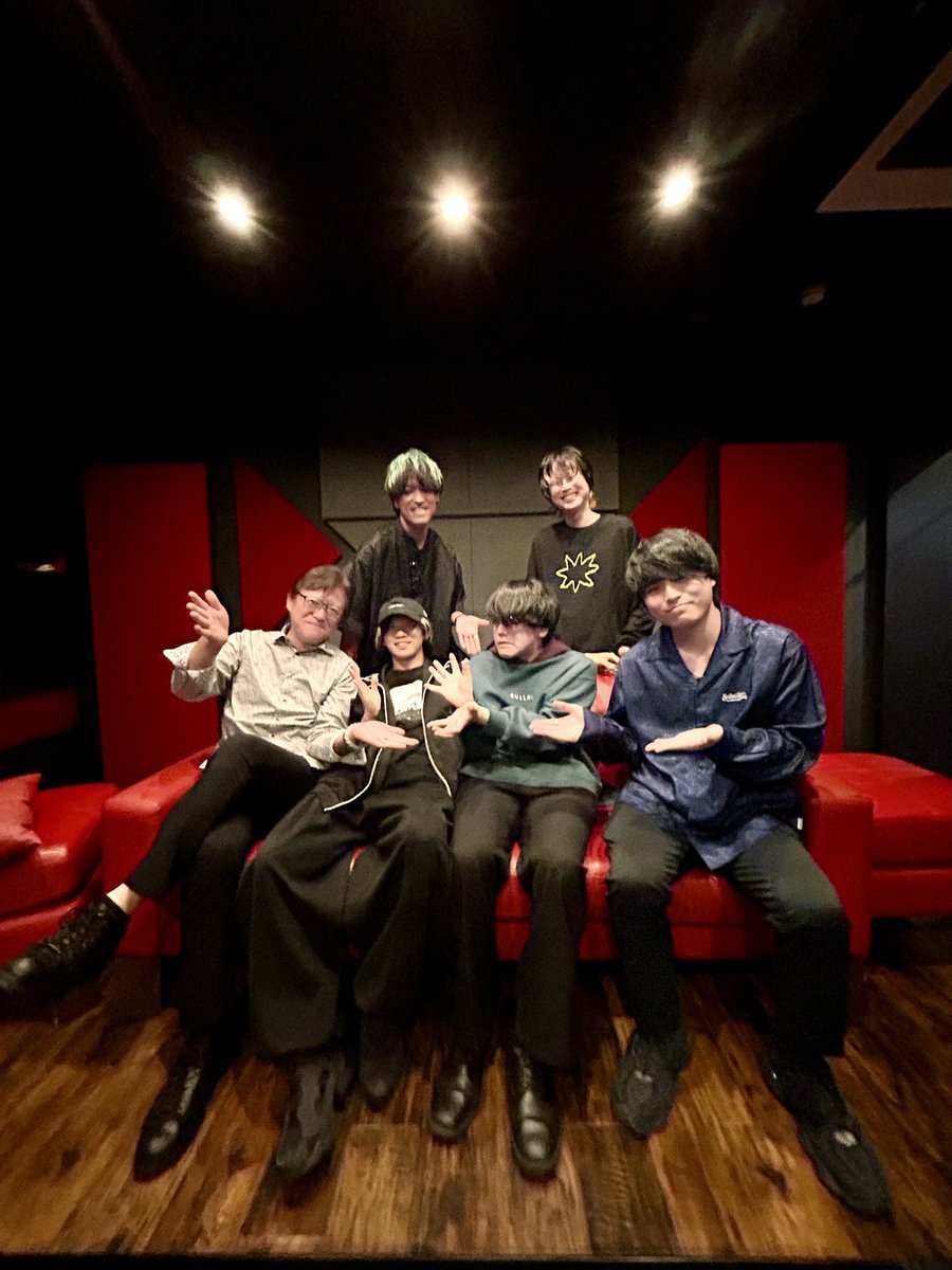 TuckyTakiguchi's tweet photo. Broken my toybox
New Mini Album「life」
7/1(水)全国のタワーレコードで発売決定!
ご予約はこちら↓
https://t.co/j8VtLieijQ
@BrokenMyToyBox
#brokenmytoybox #life #newminialbum #murffindiscs #tuckysmastering https://t.co/dLD4GkedxO