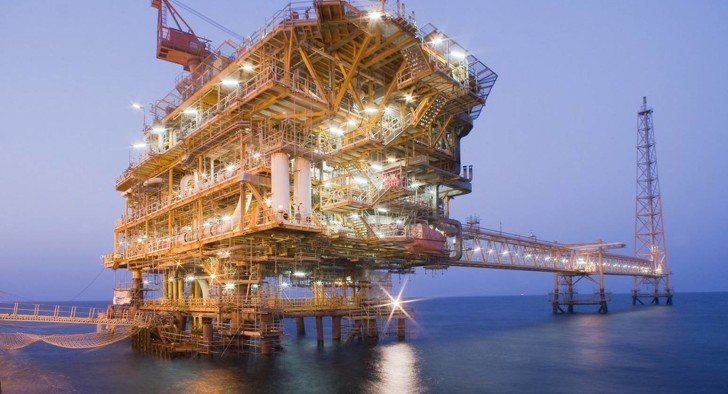 CombustionSolut's tweet photo. Tres plataformas del mayor yacimiento de #gas del mundo vuelven a operar en #Irán. “Tres plataformas marinas de South Pars han vuelto a entrar en operación”, declaró este domingo el director de la Compañía de Petróleo y Gas de Pars, Turaj Dehqani. https://t.co/1BM9h4trcJ https://t.co/MRr2aoQWp9