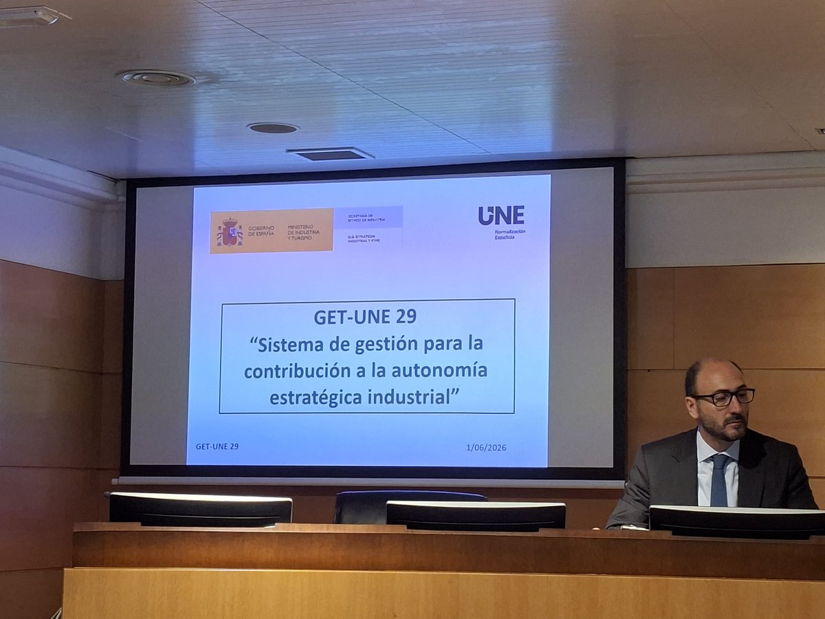 asefave's tweet photo. Hoy hemos participado, en representación de ASEFAVE, en la reunión del GET-UNE 29 «Sistema de gestión para la contribución a la autonomía estratégica industrial» en UNE. Un espacio de trabajo y colaboración para impulsar nuestra industria. @NormasUNE https://t.co/6rlQaVEcrt