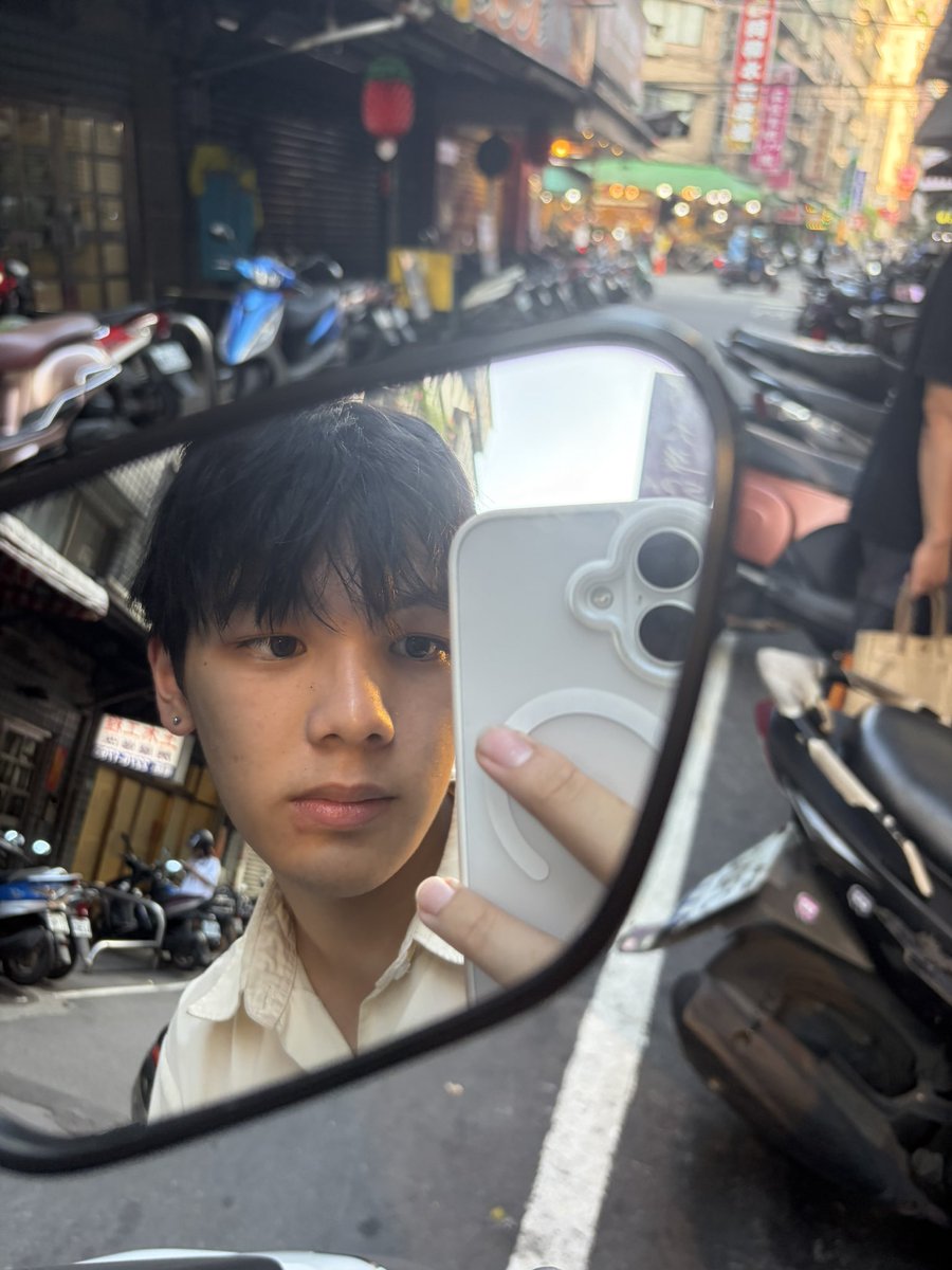 皓 tweet media