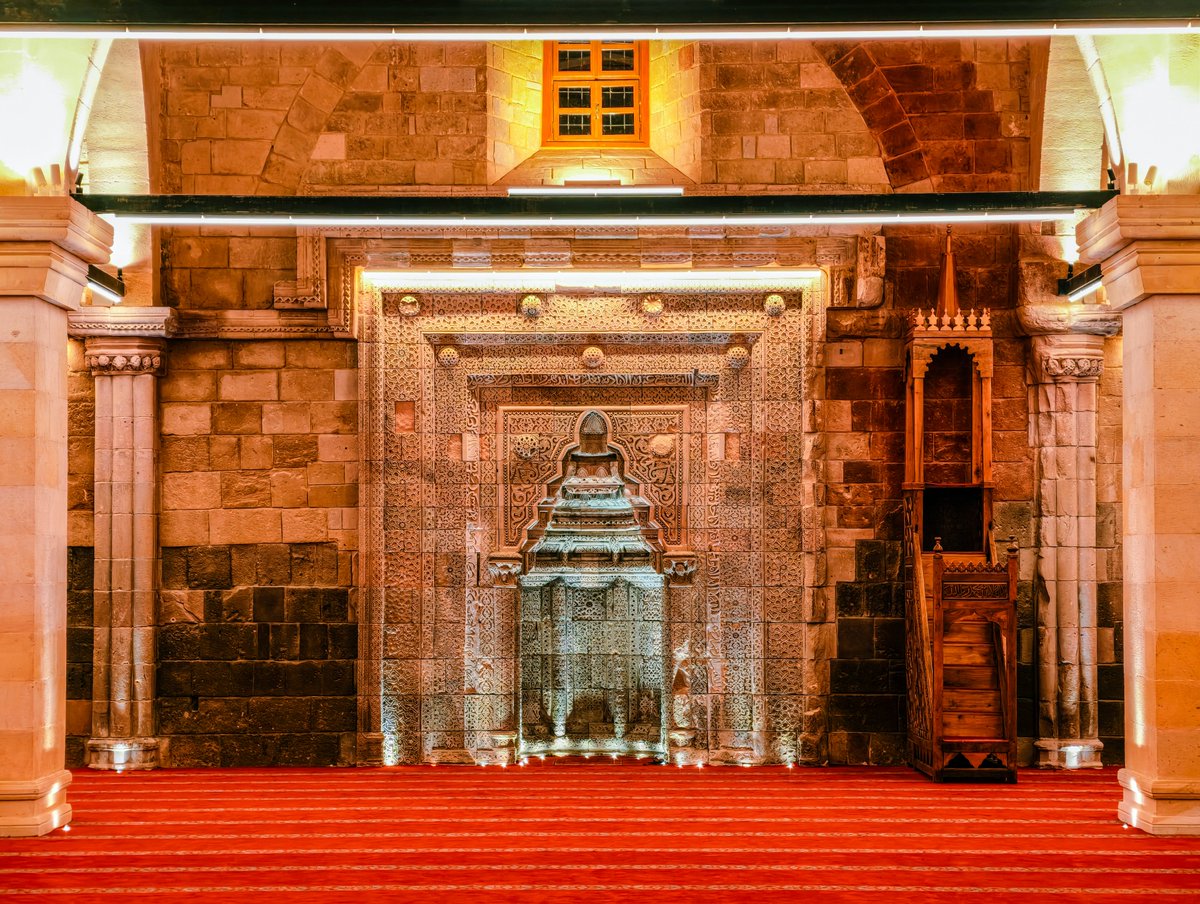nigdefotosafari's tweet photo. #SungurbeyCamii #Niğde #Turkey #NiğdeFotoSafari 📸 @fkkcat https://t.co/er6qUIxYZi