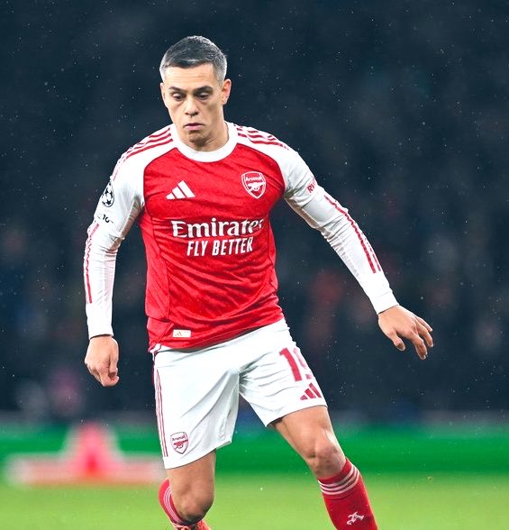 DeanJamesAFC's tweet photo. 🚨 || #Arsenal🏴󠁧󠁢󠁥󠁮󠁧󠁿 will make Leandro #Trossard🇧🇪, Gabriel #Martinelli🇧🇷, and Ethan #Nwaneri, available for sale this summer [Via - @SamWallaceTel]. https://t.co/L2EsQkMhQk