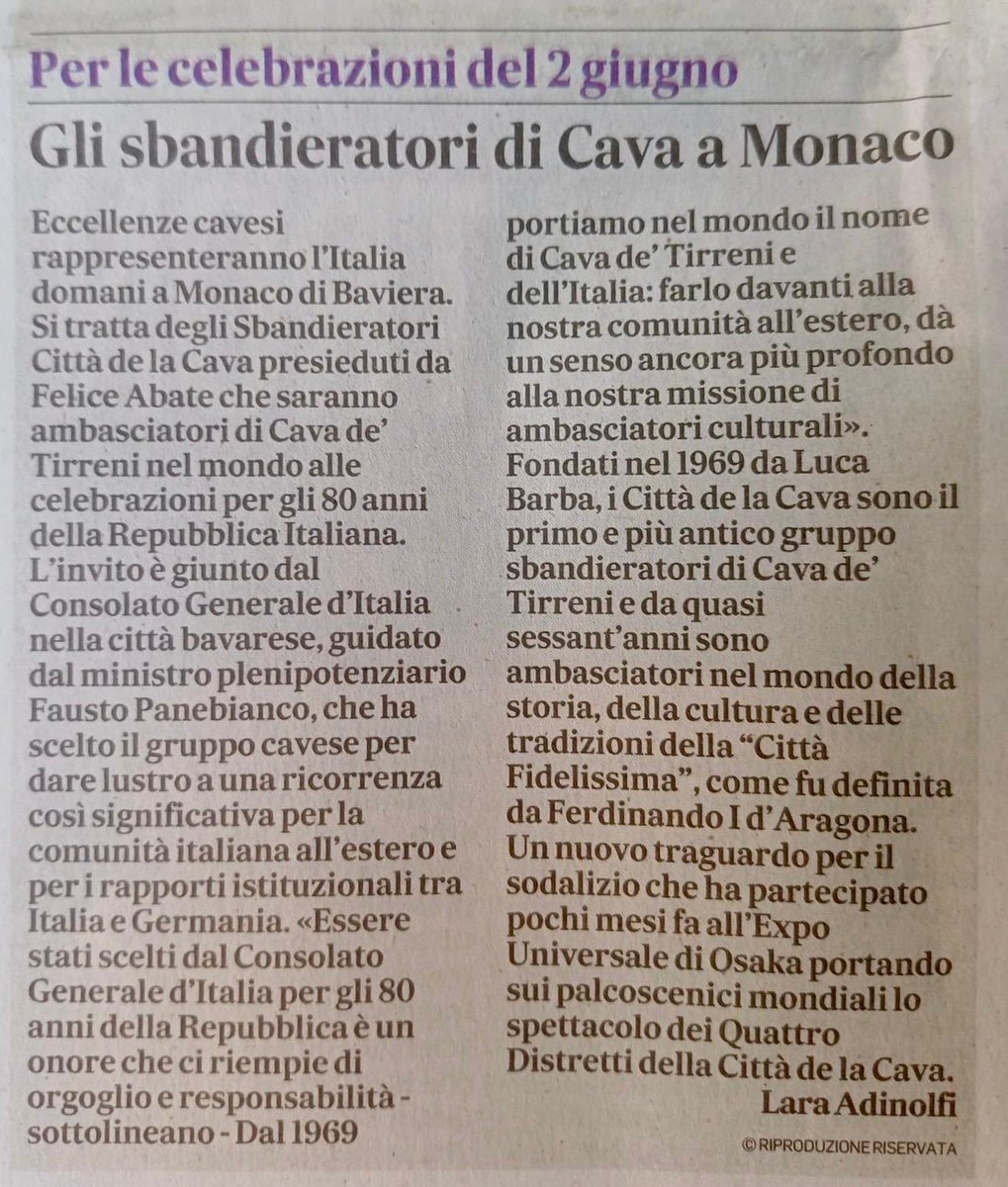 FaustoPanebian2's tweet photo. Attesissimo l’arrivo a #Monaco degli #Sbandieratori Città de la #Cava per le celebrazioni della Festa della Repubblica #Italiana. Pronti ad applaudirli! #2giugno https://t.co/KGcBP5APSI