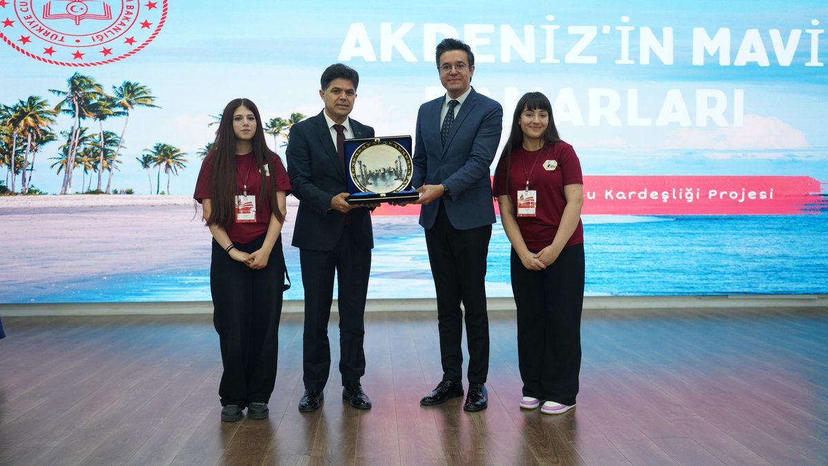 MersinMEM's tweet photo. 💧“Akdeniz’in Mavi Damarları: Kaynaktan Denize Su Kardeşliği Projesi” kapsamında düzenlenen Manifesto Etkinliği gerçekleştirildi.

🔗 https://t.co/qGqrkRRhul

@tcmeb
@Yusuf__Tekin
@meb_sgb 
@valiatillatoros
@Muhammed0744 https://t.co/xbX5Zs8pPn