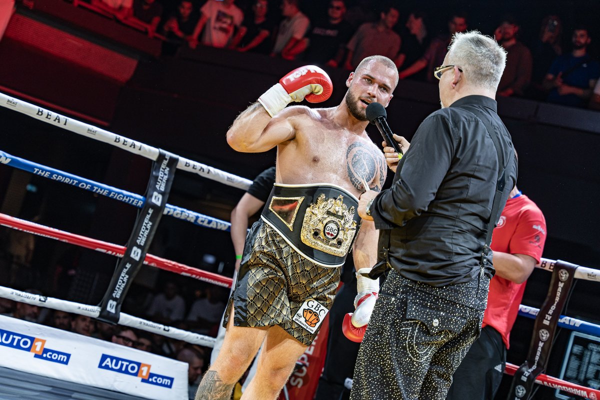 powerfboxing's tweet photo. PFB Results * Columbiahalle Berlin 
Catch the Rookies # Vol.8
Maurice Milcke named the new GBC Worldchampion in 160 lbs https://t.co/E2JpyCn7YT