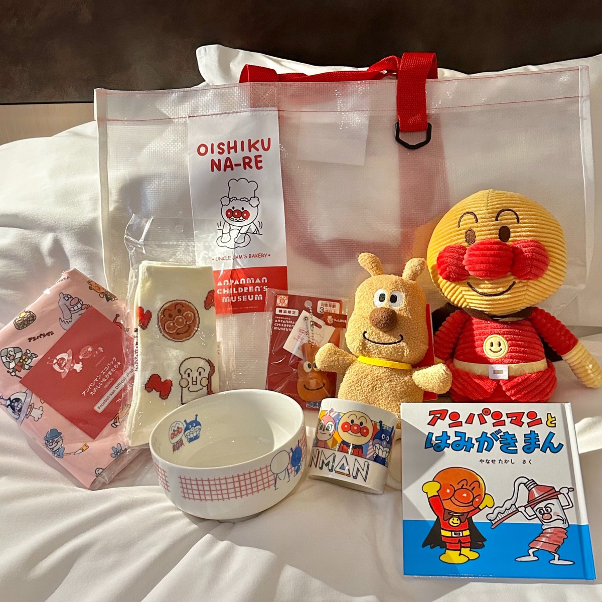 ohiku___'s tweet photo. ファーストトイを買いにおひとりさまアンパンマンミュージアム🍞💛 https://t.co/xxbcDi2Unc