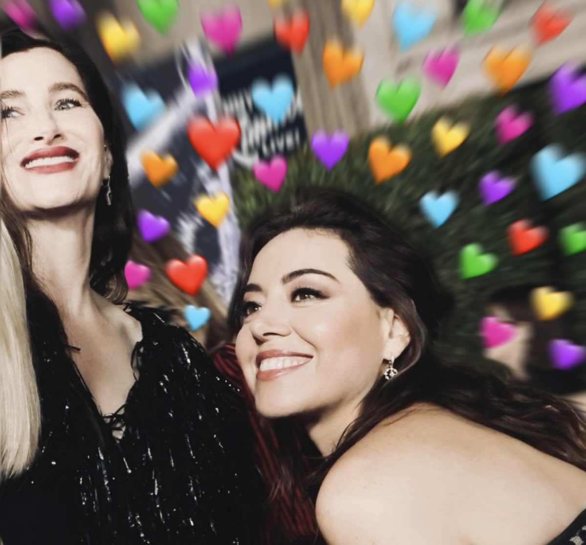 riosferalrose's tweet photo. queer joy makes this world a better place. happy pride month 💌!! https://t.co/gYUo5DdeaZ