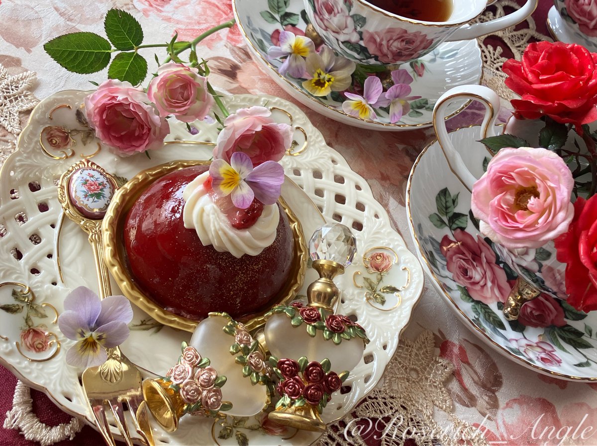 Roserich_Angel's tweet photo. 𝚝𝚎𝚊 𝚝𝚒𝚖𝚎🦢𓂃◌𓈒𓐍🫧⟡.·

#木漏れ日のお茶会 #茶好連 #おうちカフェ https://t.co/uJyJ61r2H9