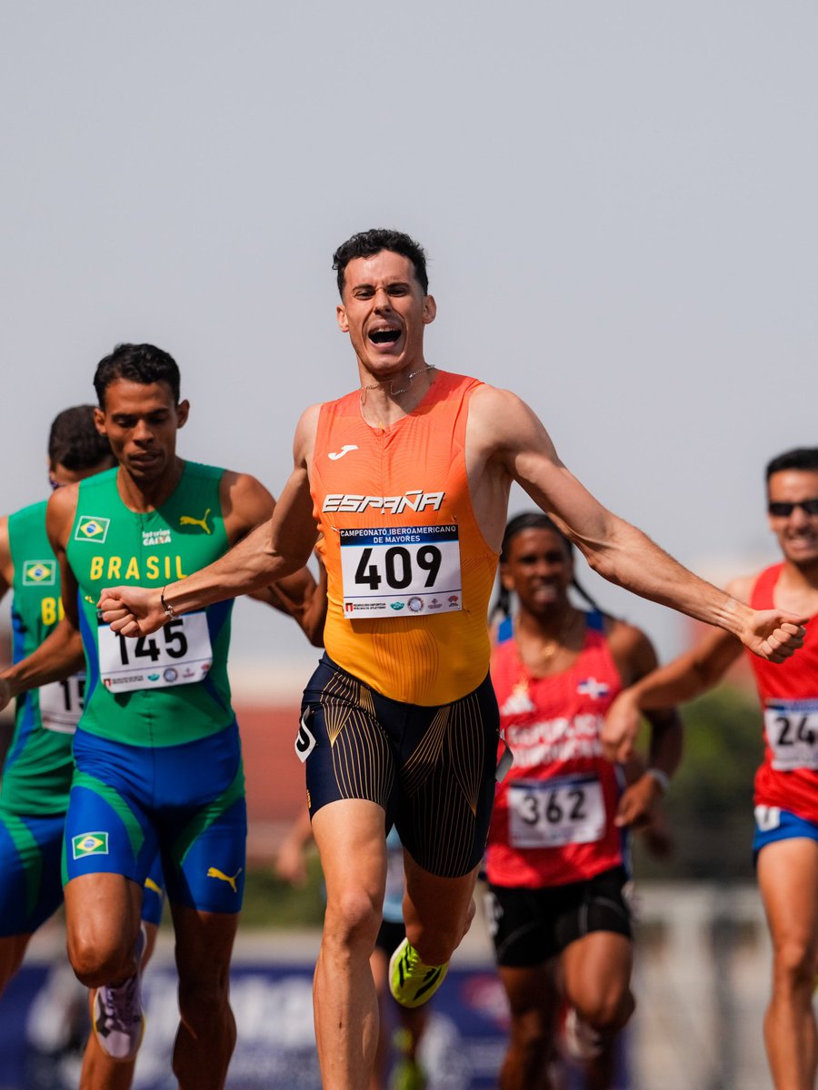 CDZafra's tweet photo. BRILLANTE 🌟
Nuestro paisano David Barroso es CAMPEÓN IBEROAMERICANO en 800mts
ENHORABUENA ‼️ https://t.co/62owzZiCHc