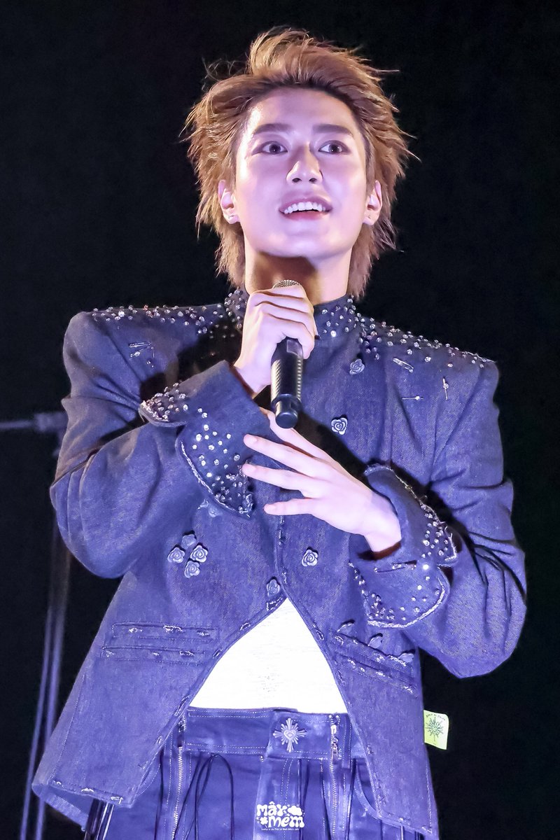 maymemtlmh's tweet photo. [PICS] Thái Lê Minh Hiếu | Concert Sức Sống Đại Dương | 31.05.2026 
📸 mây mềm ☁️

my prince 👑

#ThaiLeMinhHieu #SYE https://t.co/A04bvkqupV