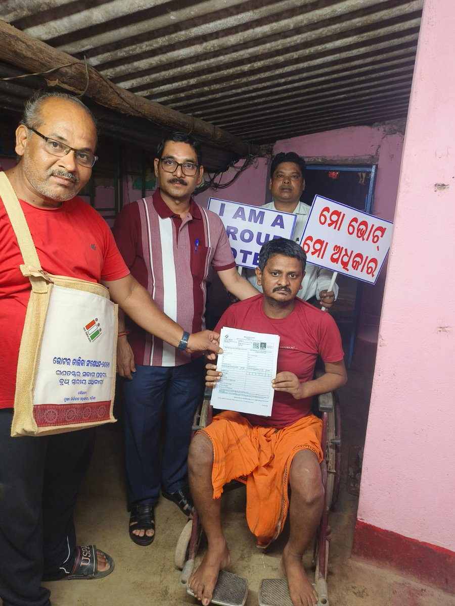DeogarhSubcoll's tweet photo. No eligible should be left behind ensuring the inclusion of the most vulnerable in SIR-2026 by BLO and Administration in this festival of democracy. https://t.co/7AAH5cBN2U