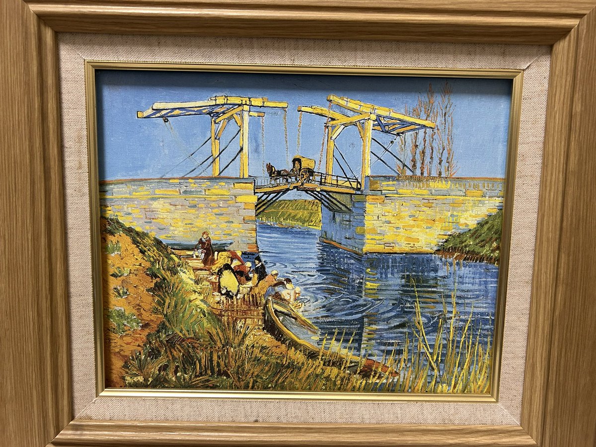 CTr201903's tweet photo. 2026/5/31
今月の絵画です。
水辺に関する絵を見たかったので、ゴッホの「はね橋」を借りてきました。ゆっくりと眺めて行きます。
(^^)/ #掛川市図書館 #ゴッホ #はね橋 #ゴッホのはね橋 https://t.co/Z6fmjTNXME