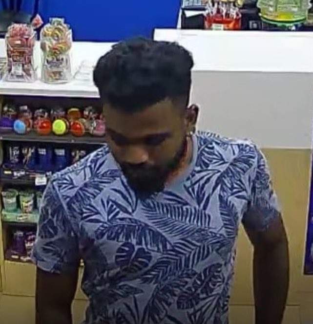 BendiTheBagak's tweet photo. LAKI BINI INDIA PAKAI KAD DEBIT ORANG LAIN SAMPAI RM1700

Memang puak ni takde malu pakai kad debit orang lain.

Kredit 📸 kimiebunny on Threads

#PariahWatch https://t.co/9infbEBEPC