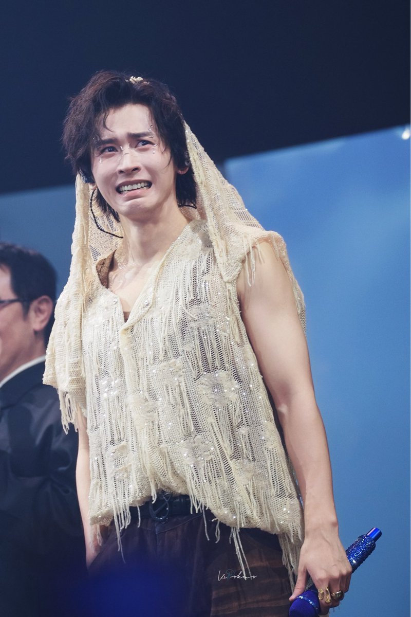 _ac669's tweet photo. 20260503 镜🪞Fanmeeting  @ KL
可爱大儿童节日快乐🥳
#ZhangZhehan
#张哲瀚 #張哲瀚 #ZZH 
#チャンジャーハン 
#장철한 #จางเจ๋อฮั่น
#zhangzhehan_super3
#WordOfHonor 
#山河令 https://t.co/ISHEBuC384
