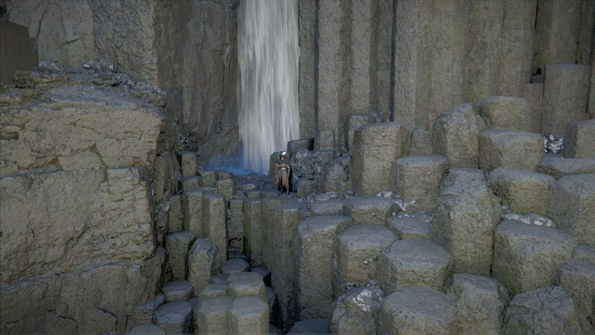 GeraltOfTotnes's tweet photo. ‼️Vaporwalker Boots‼️

These awesome boots let you glide across the waters surface! 

You can find them and a Refined Palmar Pill at The Ancient Rift inside “Ancient’s Heart Cave. 🪎

It’s also a silver mine!

#CrimsonDesert 🫡⚔️ https://t.co/HtZ2aViFVU