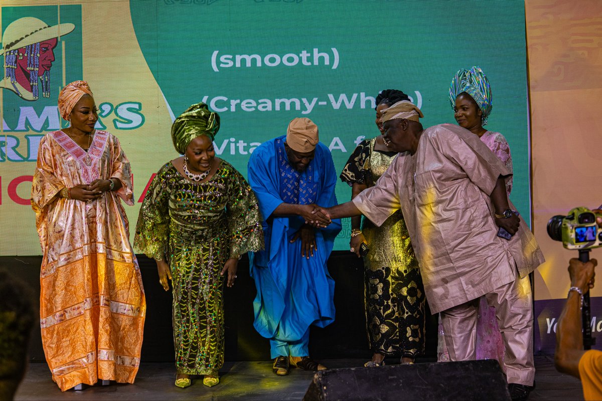 CrownFlourMill's tweet photo. Mama’s Pride Semolina was officially launched in grand style as dignitaries and guests came together to celebrate a brand that stands for quality and 

It was truly a day full of celebration, connection, and fun.

#CrownFlour#Crowncfm#Olamagric https://t.co/boKpGNl2JP