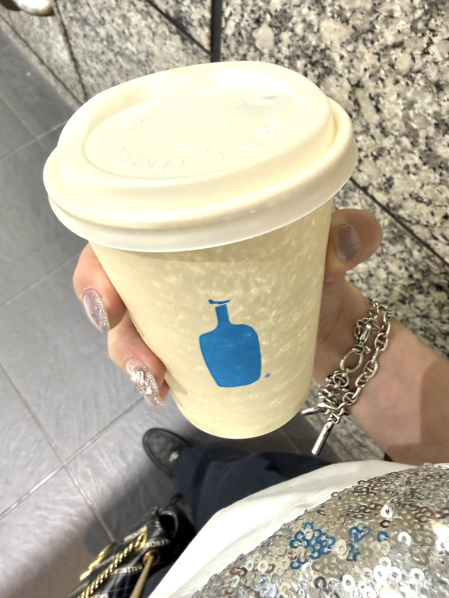 Airay1st's tweet photo. ブルボのノラゴールドフォームはまってる☕️上島珈琲の生キャラメルと生クリームは舌触り最高で鬼リピ🫶 https://t.co/n12RGxvZVH