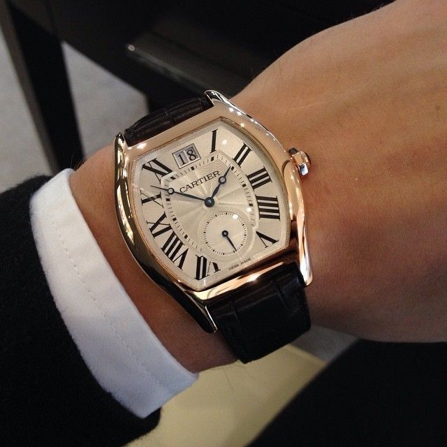 gietzschean's tweet photo. A watch wasn't meant to receive emails or calls https://t.co/R4tNrmJGzt