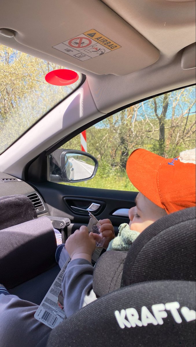seydatkmn's tweet photo. Özlem giderildi💜
Üç bavul kirli çamaşır 🧺
Huyu suyu değişmiş bir aybars 🐣🤦‍♀️
Yolun trafiğini 🚔👮‍♀️🚥⚠️
Gazabımız mübarek olsun.⚡️🥹 https://t.co/mzGjLIdnqC