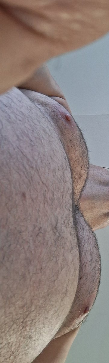 DaddyMorbo's tweet photo. Mis tetas que tanto chupan mis machos y mi hijo morboso. https://t.co/jn3XJASY9q