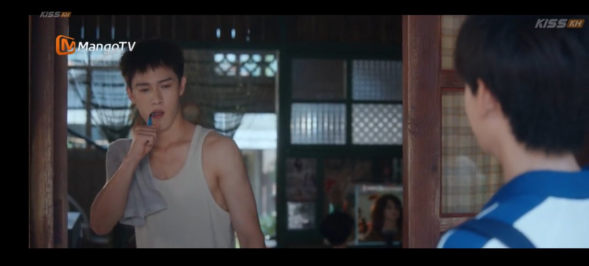 ElenahJu's tweet photo. Nothing will make him go back to school except jealousy lmao #Dazzling https://t.co/kkFvmH9bUk