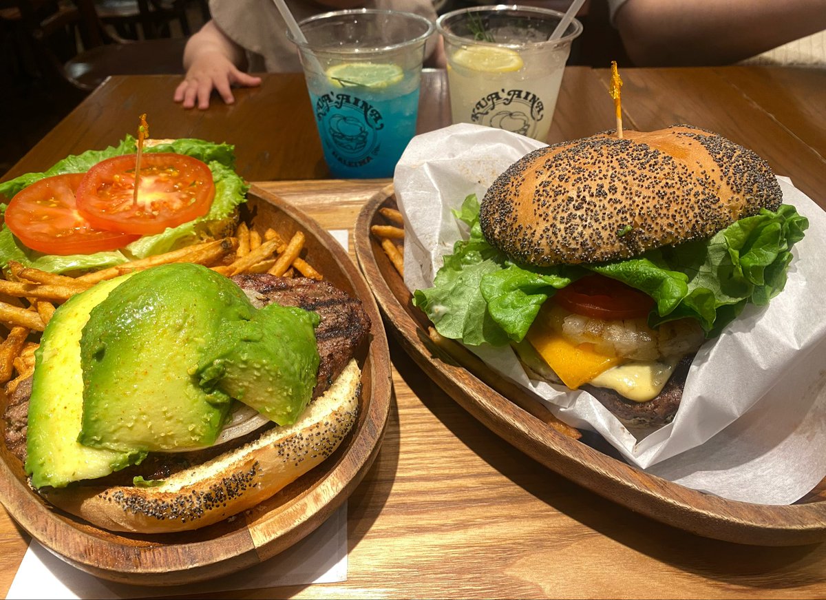 HironariKippe's tweet photo. 俺がハスラーKID  これ果たすだけ
声からす訳  越えられるかDis
それは誰だ? Ha-Ha  俺は JOKER
DoopなRhyme で 泣き出す嬢ちゃん
待ちに待った これが俺の Show Time
壮大キメろ All Night
ヤバメなFLOWで 湧き出す場内
West Side  East Side  上げろ Hands up! https://t.co/5UU6uSzHHw