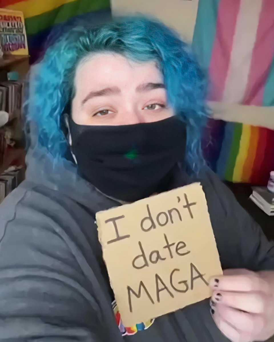 𝚁𝚘𝚜𝚜𝚢 🌹 tweet media