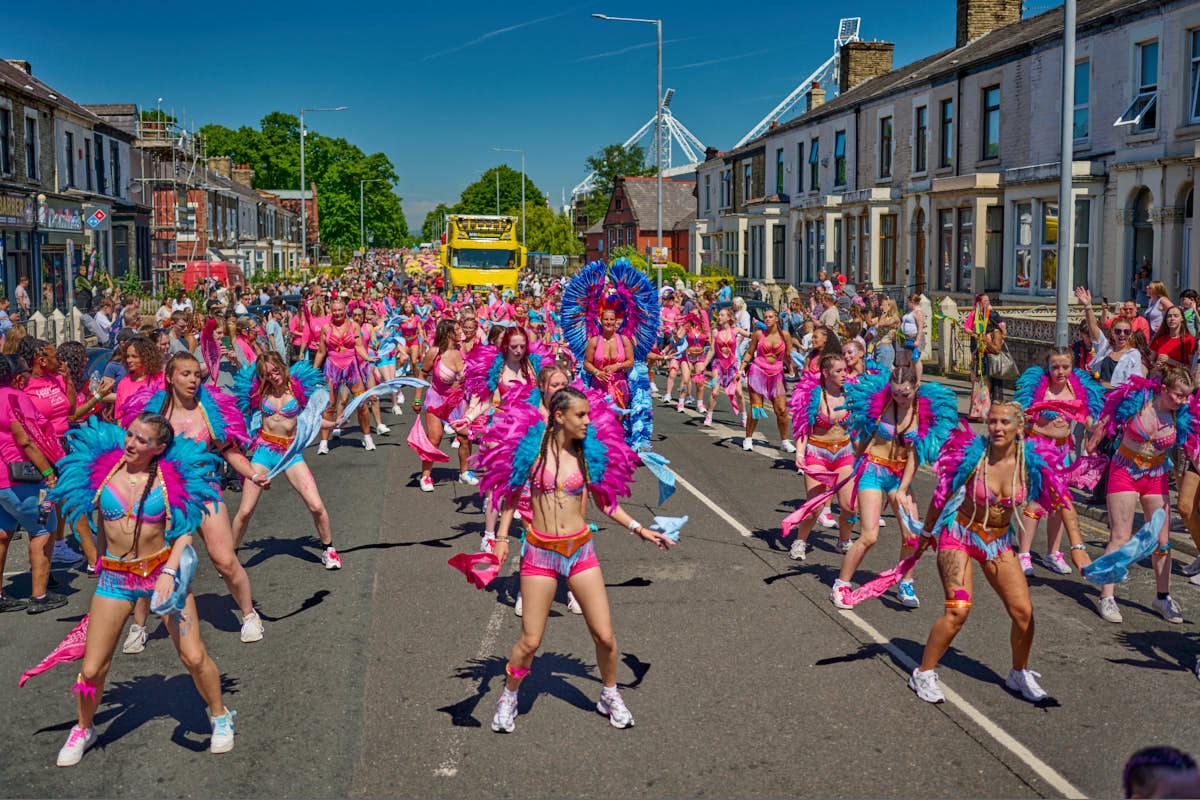 CarnivalPreston's tweet photo. Over 500 participants took part in the annual @CarnivalPreston 2026, the weather was glorious, the colours vibrant and the music booming. @ace_national  @ace_thenorth @TNLComFund @prestoncouncil @visitpreston @blogpreston #culture #preston #lancashire https://t.co/6h26Q6ovXz