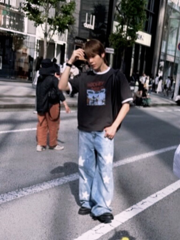 bypeachpuppy's tweet photo. street photographer📷            street model📸 https://t.co/RiznvsFEAE