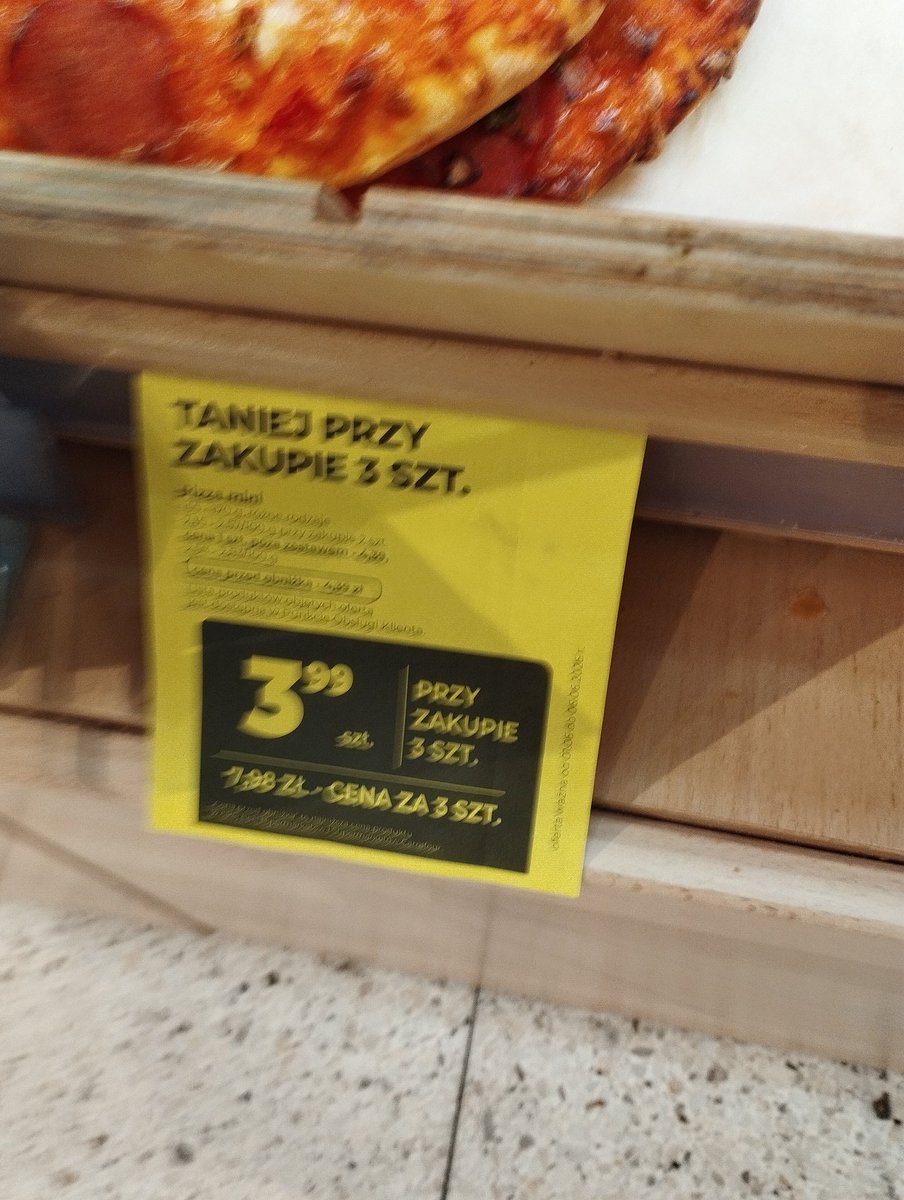 MinixPL2003's tweet photo. No i tak @CarrefourPolska oszukuje swoich klientów, pewnie nawet nie odpowiedzą na tego posta bo w końcu jestem tylko losowym typem na X, a obsługa klienta była pusta więc musiałbym latać po całym sklepie aby to rozwiązać. https://t.co/3DIrpMluU5