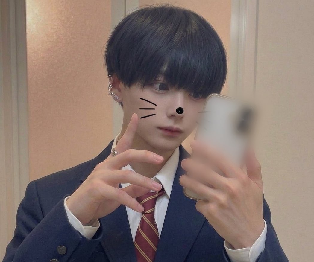 れん tweet media