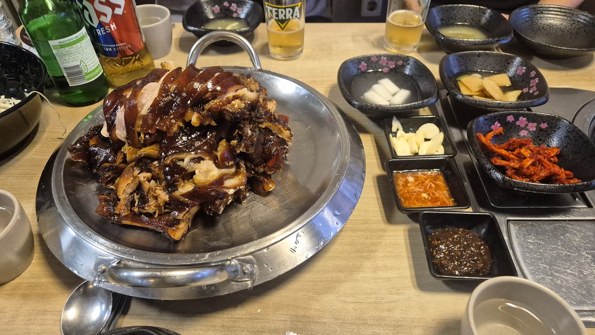 잡동산 tweet media