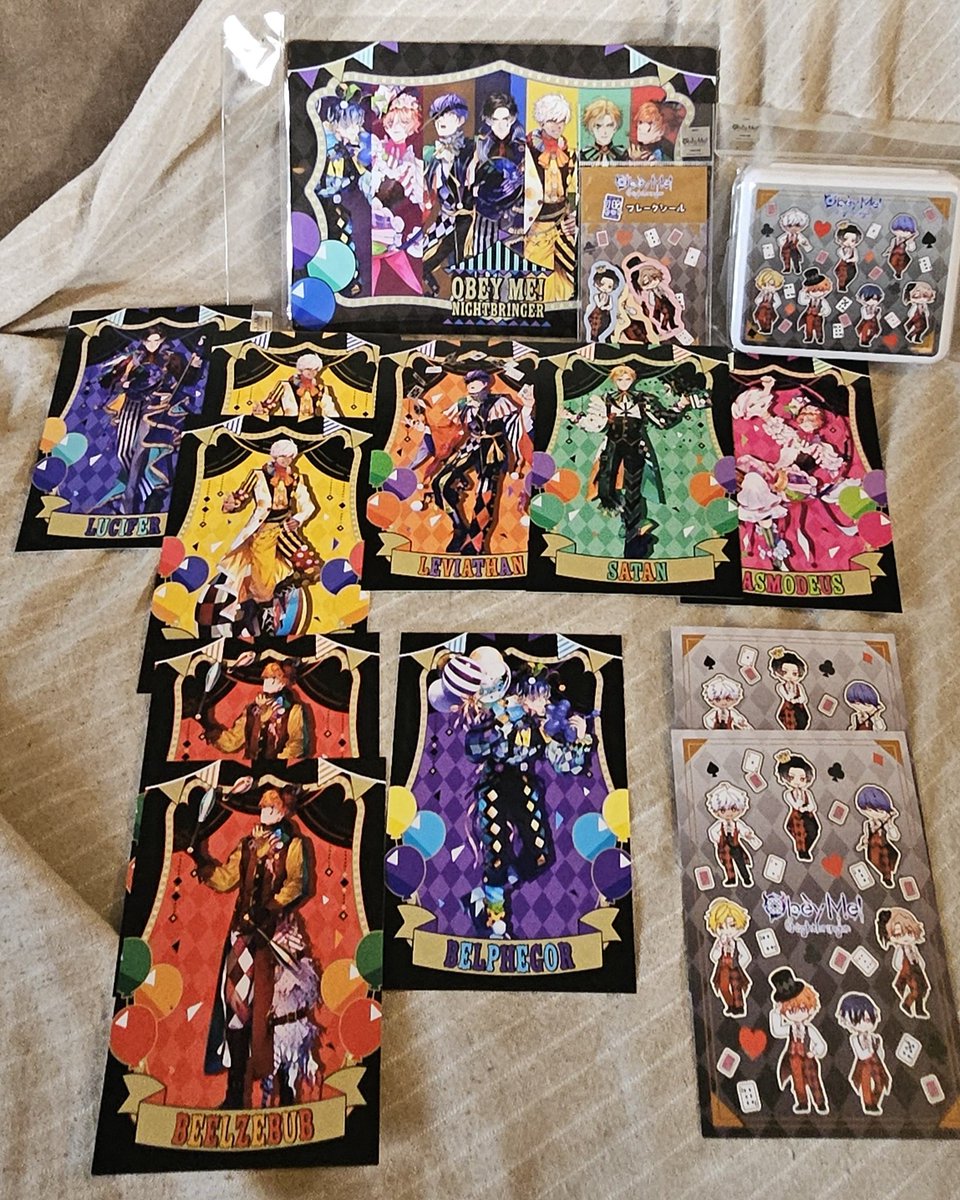_Sceptile_'s tweet photo. THANK YOU SO MUCH! @Chelonetsu and @Tukiko_ I'm beyond happy! #ObeyMeSatan #Obeymemerch #ObeymeLucifer #ObeymeMammon #ObeymeLeviathan #ObeymeAsmodeus #ObeymeBeelzebub #obeymeBelphegor #BlackThunder #Chocolate #Japan https://t.co/USoB1rts3g