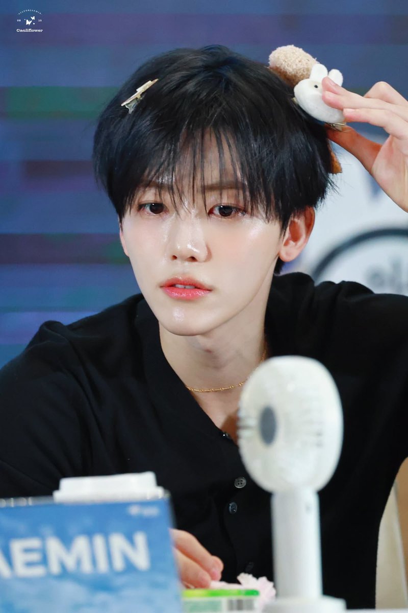nayaka_nana's tweet photo. top 4 best look 🤜🏻🤛🏻

- nana
- jaembul
- jaeminie 
- na jaemin 

🙆🏻‍♀️🫂 https://t.co/nOMz44Expz