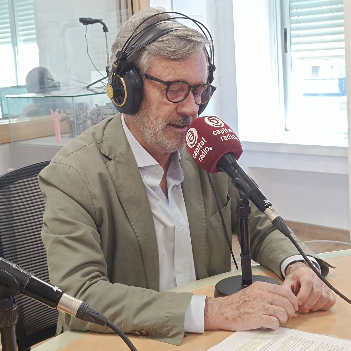 ForoRRHH's tweet photo. 🔴 Directo | @ForoRRHH

👤 @TomasPereda - Subdirector general en @Fundmashumano

🎙️"Ya no se trata de si el #teletrabajo funciona o no, ya que el 96% de las organizaciones lo ha implementado. La pregunta es qué tipo de liderazgo necesitamos para este nuevo contexto".

#RRHH https://t.co/iG2rwUhLwg