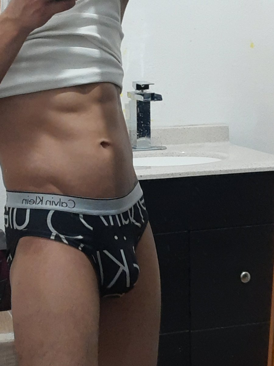 AAldaMX's tweet photo. Alv, irá no más, quién quiere un chikle
@Destacadas @CalvinKlein #morbopúblico #chaca 
Nunca pensé se vieran así de bien 
#chakal #gay #pachuca #hidalgo #pachucagay 
Y ese paketote 
#LBC #hot #Gpoint #comunidad #gay #chakalito #chacal #PACKS #action #pachucagay #hgo #traka https://t.co/7Pt8qhYQBW