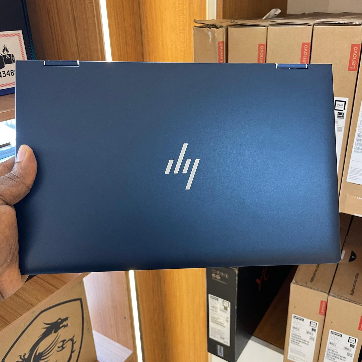 SedTechHub's tweet photo. *HP Elite DragonFly G2 X360*
✅️Core i7|11th Gen
✅️16GB RAM 512 SSD
✅️Touchscreen/Convertible
✅️FHD Display 
✅️13.5 inches Screen Size

New

💰Price=GH¢8,500

Ghana/Shatta/South Africa/Stonebwoy/AFCONKorea/PapaBaah/Panama/Happy New Month/Amen/Kofi Adams/Giselal
#MTNFACup https://t.co/lFxiXfK0PE