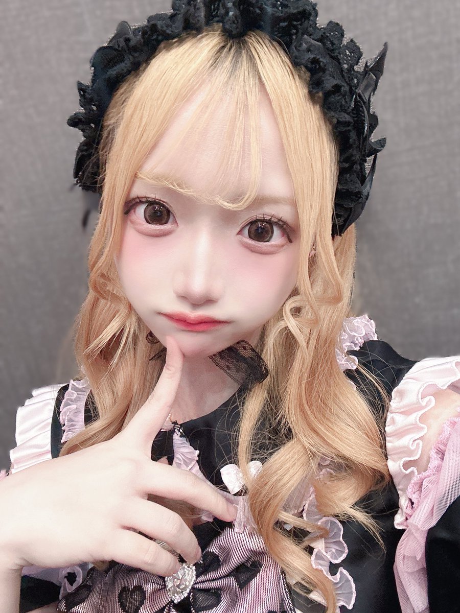 UoxoU_0213's tweet photo. そんな人辞めてやんちにしなよ〜 https://t.co/anrG6Mu8xs