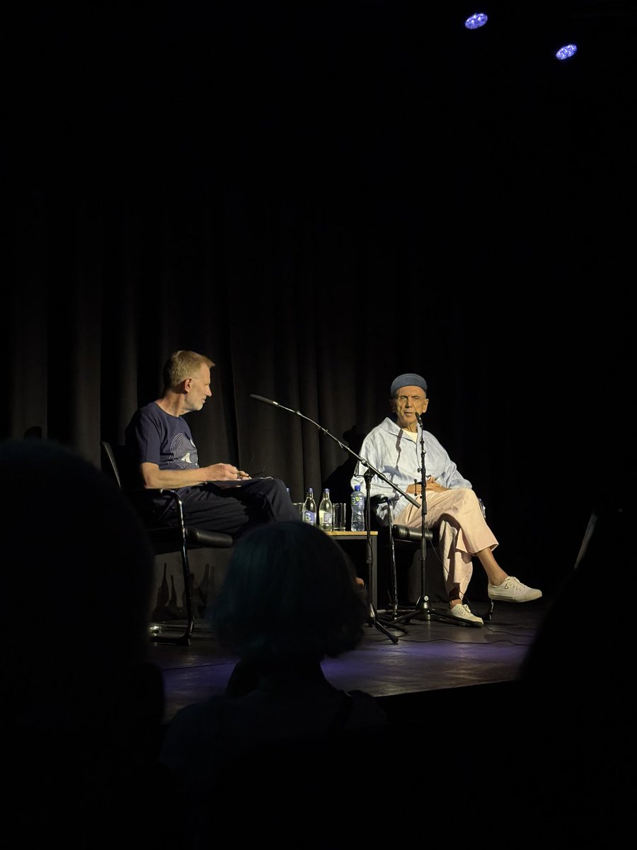 RichardBalls's tweet photo. Need an interviewer for an event or festival? I am an experienced public speaker and best-selling music biographer, so if that sounds a good fit with something you are planning, please get in touch.

#interviewing #festivals #events #author #books https://t.co/pxFrA6ukKG