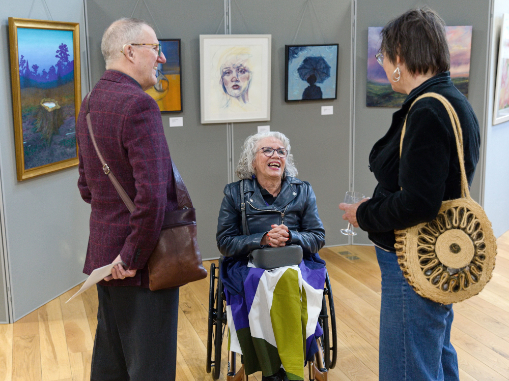 ipsartsoc's tweet photo. There is still a week to come to the #IpswichArtSociety annual open. Held at the beautiful #stclementschurch (worth the trip for that alone) #Ipswich #Suffolk There are #Paintings, #Drawings, #Watercolours and #Sculptures. Open everyday from 10:00am to 16:30pm. FREE to view. https://t.co/5Us7nCKO8p