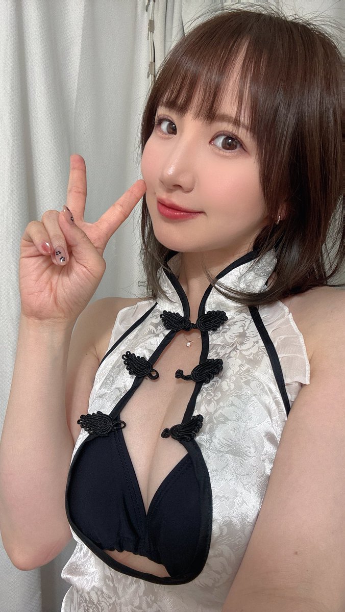 akane_sagara2's tweet photo. 次回の撮影会はいつにしようかなぁー？？🤔
とりあえず8月30日はとある麻雀大会に出演するよ☺️💓

空けておいてね🫶🫶 https://t.co/yIFoBVXAMm